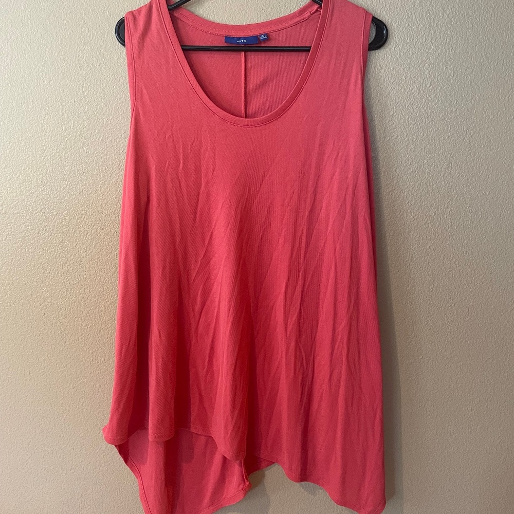 Women’s Zig Zag Tank Top